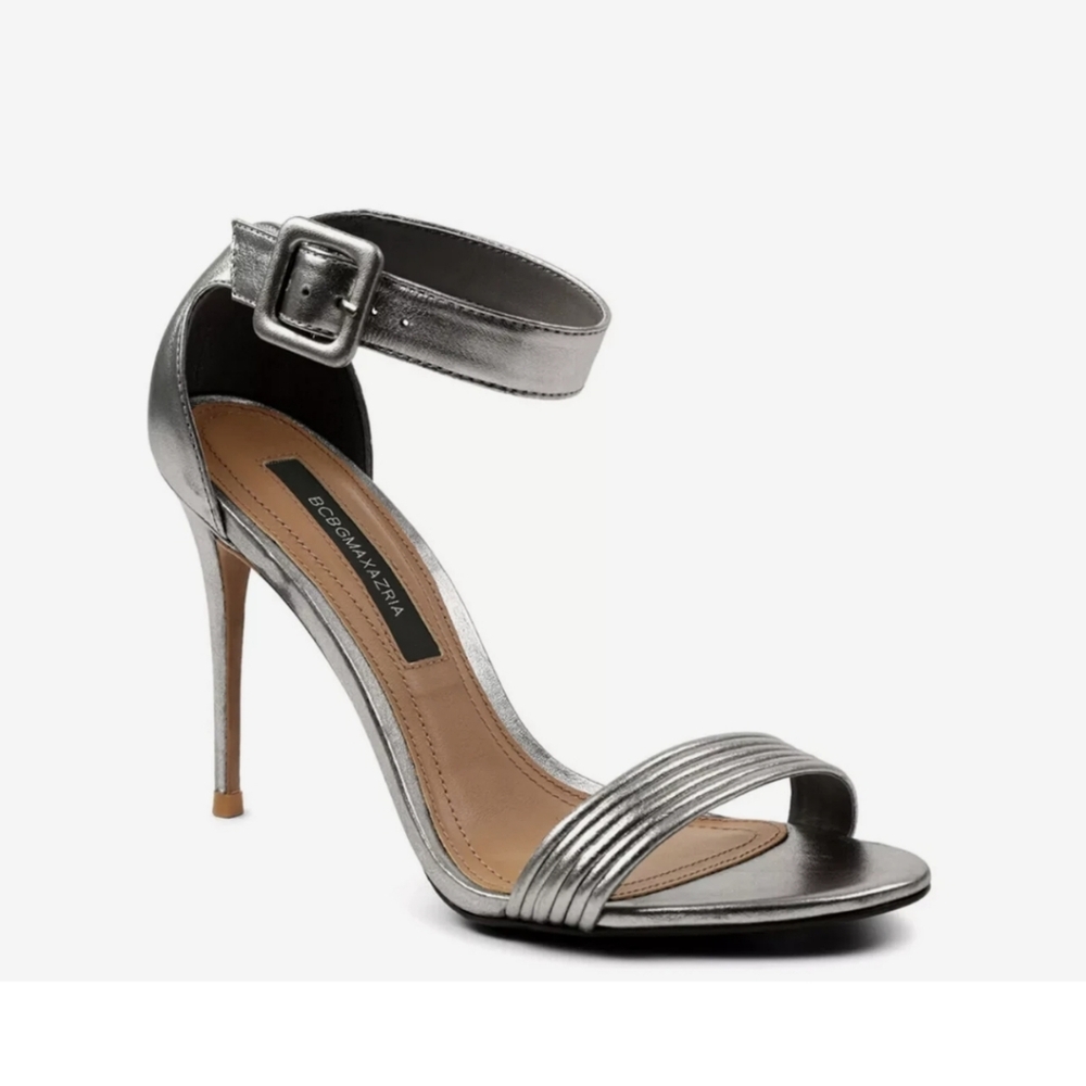 BCBGMaxazria Lucy Sandals.NWOT.